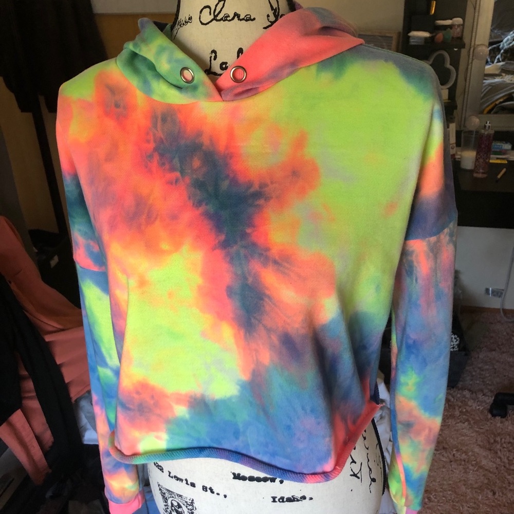 Tie Dye Cropped Hoodie